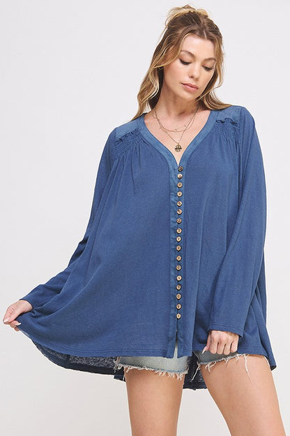 PLUS LONG SLV V-NECK OVERSIZED BUTTON DOWN TUNIC