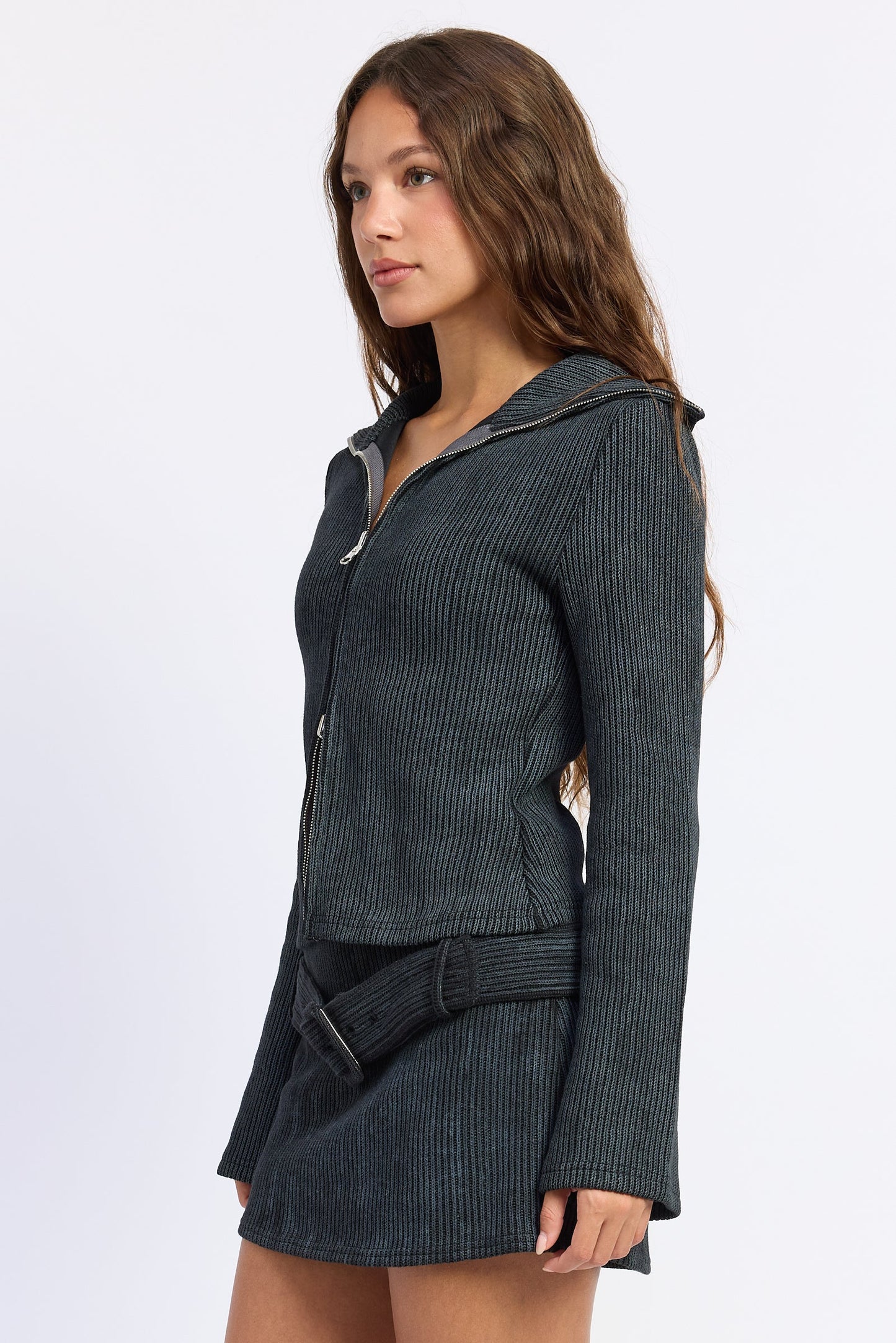 Women’s Collared Zip-Front Cardigan – Liora