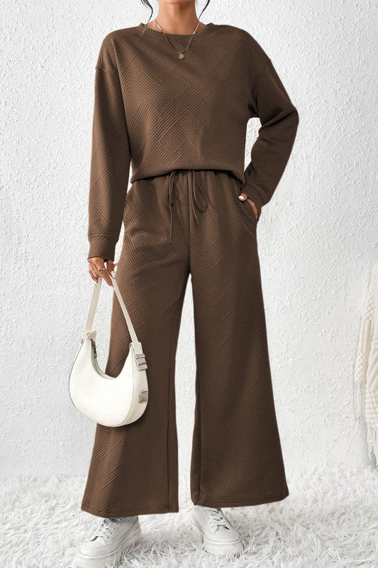 Textured Everyday Lounge Set – Relaxed Top & Wide Leg Pants